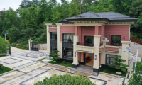 農(nóng)村自建房，這才是爸媽喜歡的養(yǎng)老別墅，典雅大氣又好住