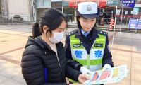 重慶市公安局萬盛經(jīng)開區(qū)分局交巡警支隊持續(xù)開展  “兩輪車”集中違法行為整治行動