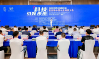 實(shí)力綻放 載譽(yù)而歸|紅利地板榮獲2022世界木地板大會雙料大獎