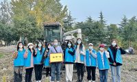 連云港師專：將體驗(yàn)式黨課設(shè)在田間地頭,接地氣又走心