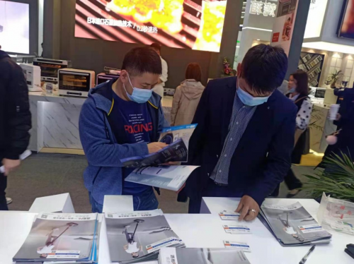 未來吸塵器什么樣？2021AWE有答案了！