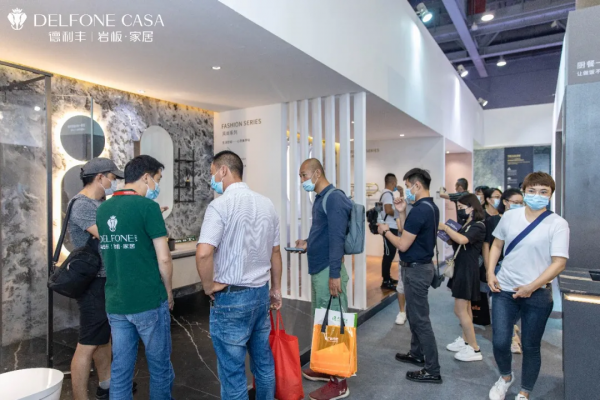 德利豐演繹高定秀場(chǎng)，閃耀廣州建博會(huì)