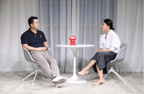 對(duì)話打扮家崔?。何冶葎e人更篤定