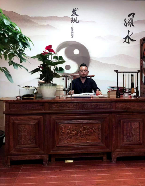 黃水飛先生帶您品家居風(fēng)水，指點(diǎn)風(fēng)水迷津