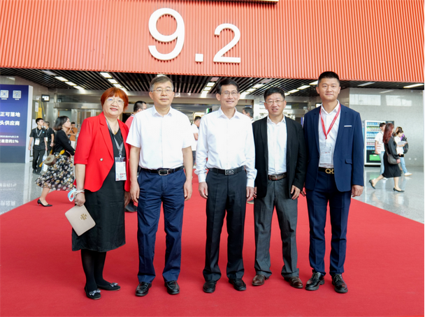 GILE 2023 | 海南省常務(wù)副省長(zhǎng)沈丹陽(yáng)實(shí)地調(diào)研——從會(huì)展經(jīng)濟(jì)看產(chǎn)業(yè)高質(zhì)量發(fā)展