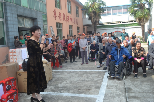 常州愛心企業(yè)向丹陽導(dǎo)墅鎮(zhèn)敬老院捐贈五萬元愛心物資