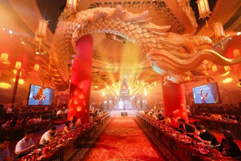 冠珠瓷磚榮獲2025榜樣力量“年度家居領軍品牌”、“年度設計美學產(chǎn)品金獎”稱號